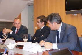 De izquierda a derecha, Fréderic Vallier, Angel Fernández y José Ignacio Romaní