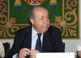 El Presidente del SCB y Alcalde de Granada, José Torres Hurtado, presentó el informe