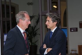 Asamblea CMRE Cádiz. Íñigo de la Serna con el Presidente del CMRE, Wolfgang Schuster