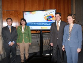 Angel Fernández, Inmaculada Juárez, Juan Manuel Moreno y Blanca Hernández, en la presentación del Concurso.