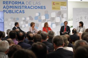 El Presidente de la FEMP durante su intervención en el acto del balance de la CORA, en Moncloa.
