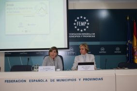 Directora General de Políticas Locales de la FEMP, Eli Fernández y la Secretaria General de Sedigas, Marta Margarit