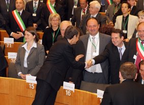 José Luis Rodríguez Zapatero saluda a Abel Caballero en el hemiciclo del Parlamento Europeo