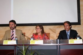 María Antonia Pérez, Íñigo de la Serna y José Luis Vázquez, en la clausura del en Encuentro de Gobiernos Locales por la Biodiversidad, celebrado en el Real Sitio de San Ildefonso (Segovia)