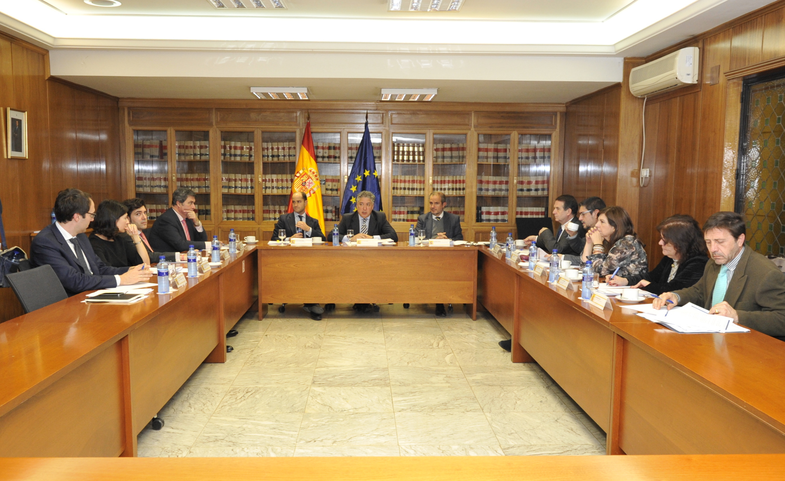 Representantes de la FEMP y del Ministerio de Empelo y Seguridad Social